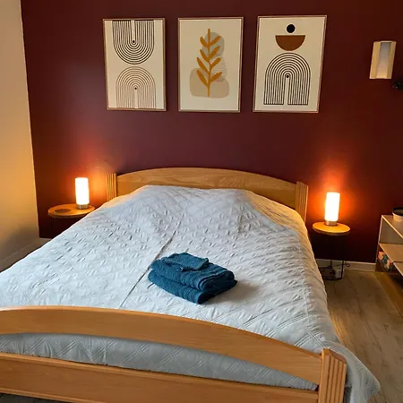 Au Reposoir - Vue Sur La Montagne * Buhl